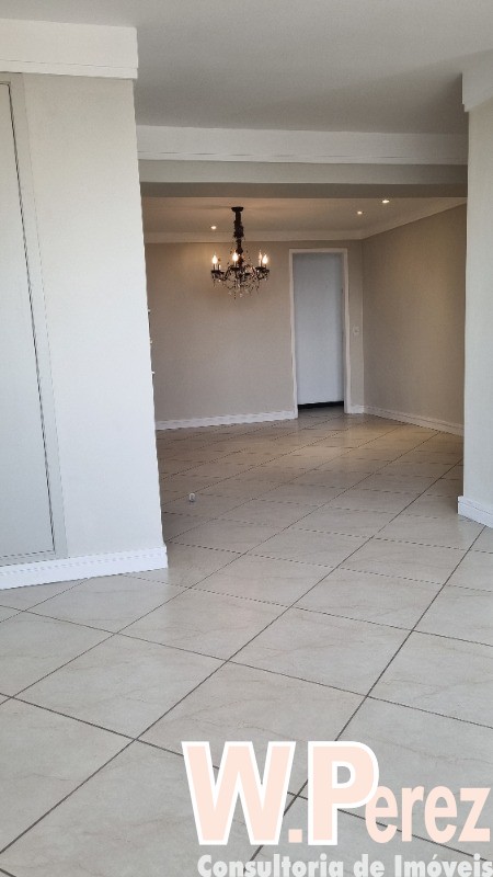Apartamento para alugar com 3 quartos, 144m² - Foto 13