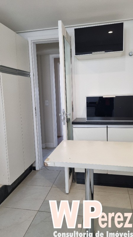 Apartamento para alugar com 3 quartos, 144m² - Foto 5