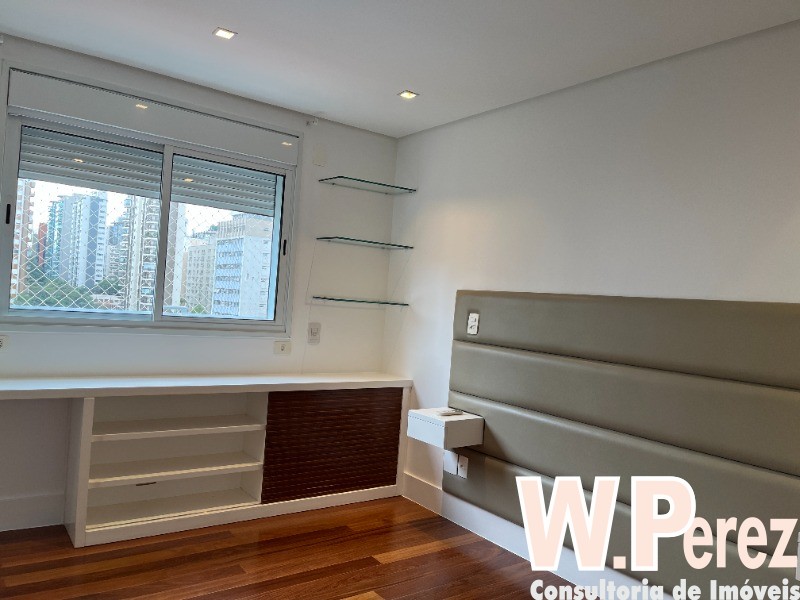 Apartamento, 3 quartos, 196 m² - Foto 11
