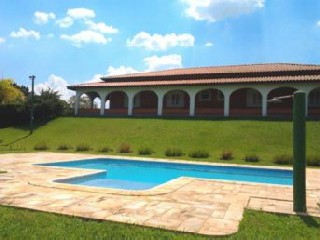 Fazenda à venda com 4 quartos, 489m² - Foto 1