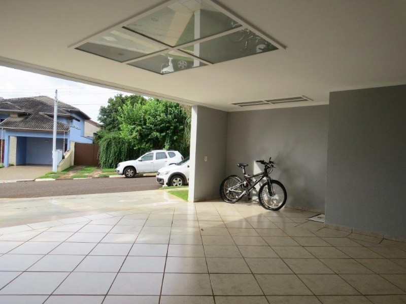 Casa de Condomínio à venda com 3 quartos, 300m² - Foto 40