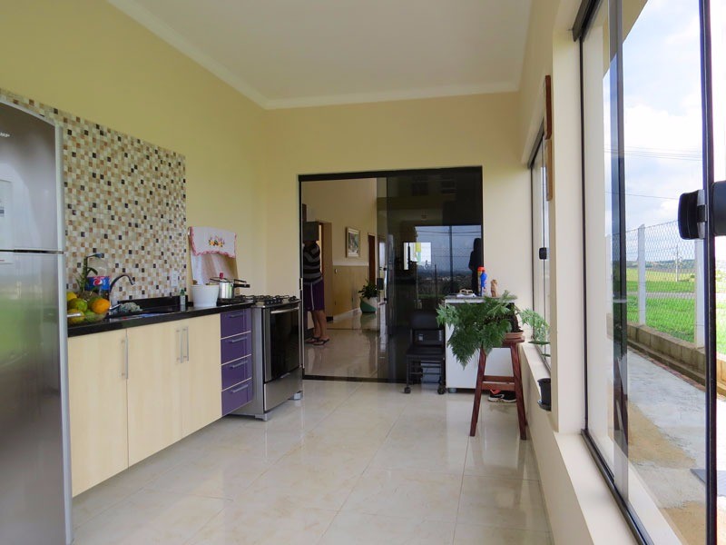 Casa à venda com 3 quartos, 197m² - Foto 11