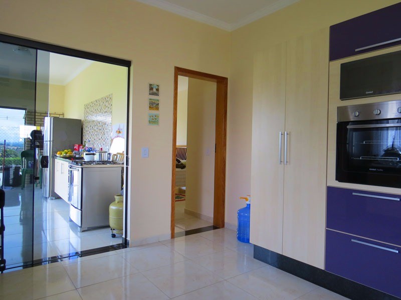 Casa à venda com 3 quartos, 197m² - Foto 13