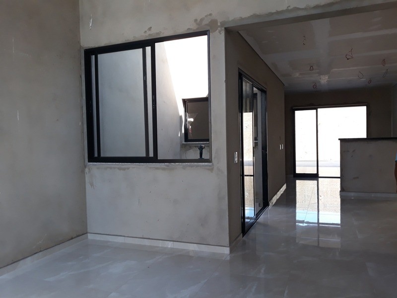 Casa à venda com 3 quartos, 180m² - Foto 11