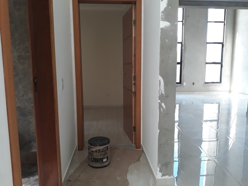 Casa à venda com 3 quartos, 180m² - Foto 16