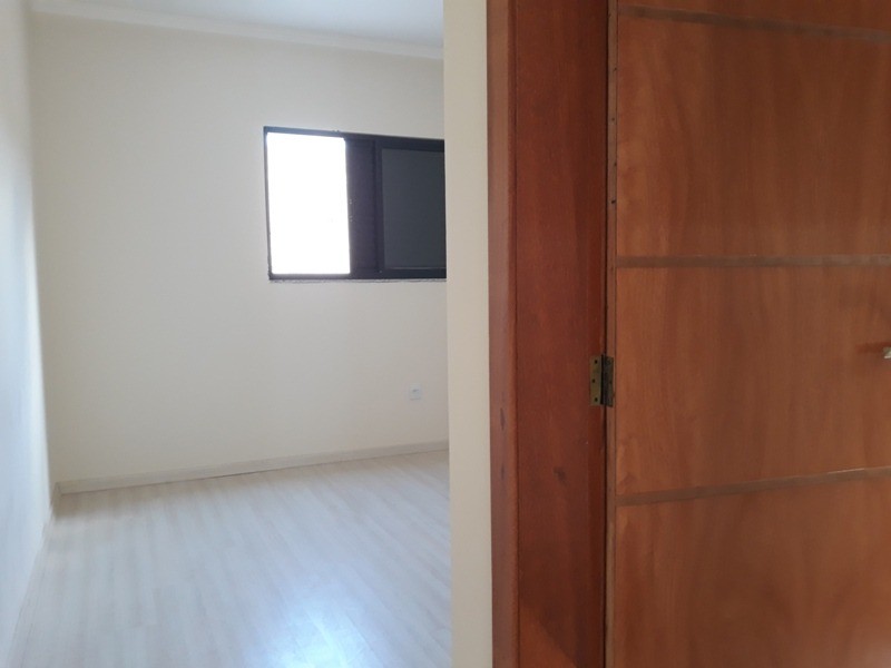 Casa à venda com 3 quartos, 180m² - Foto 20