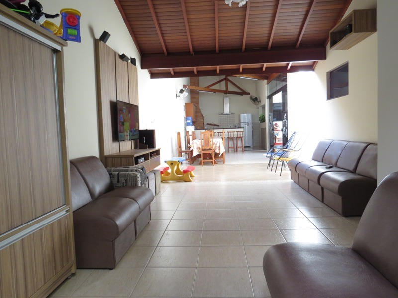 Casa de Condomínio à venda com 3 quartos, 250m² - Foto 19