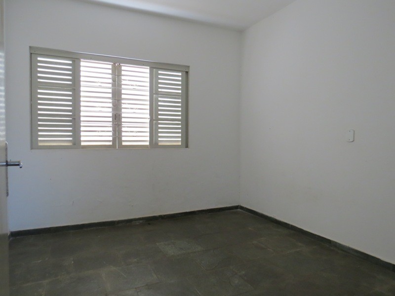 Casa à venda com 3 quartos, 190m² - Foto 5