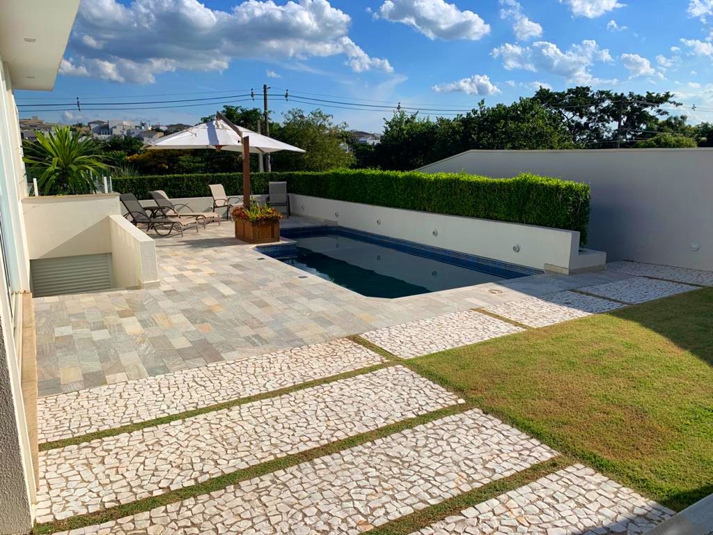 Casa à venda com 4 quartos, 332m² - Foto 5