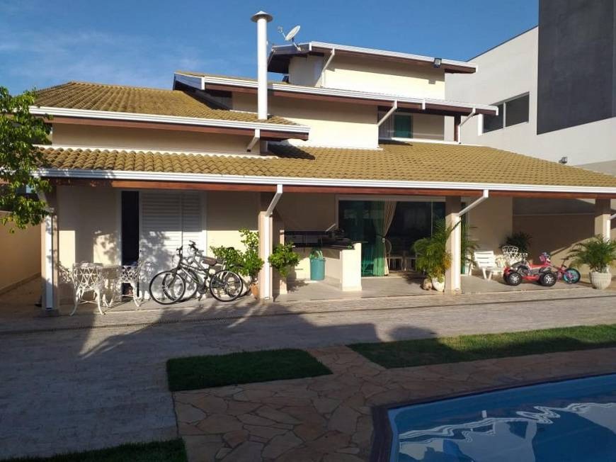 Casa à venda com 4 quartos, 366m² - Foto 2