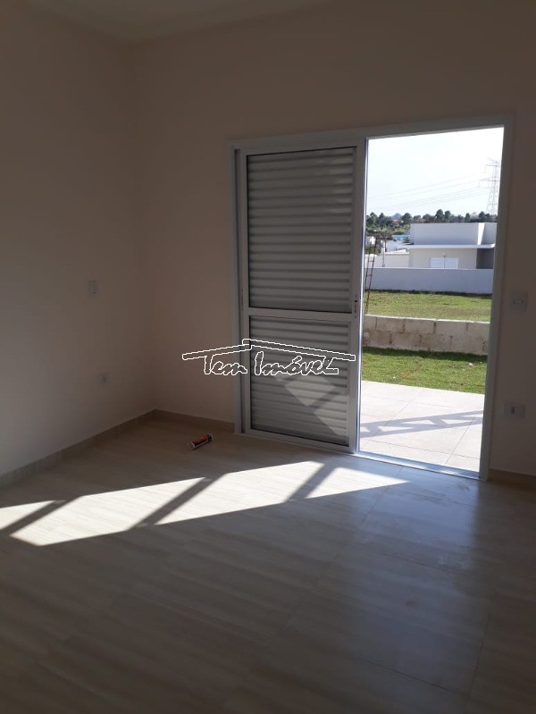 Casa à venda com 3 quartos, 175m² - Foto 11