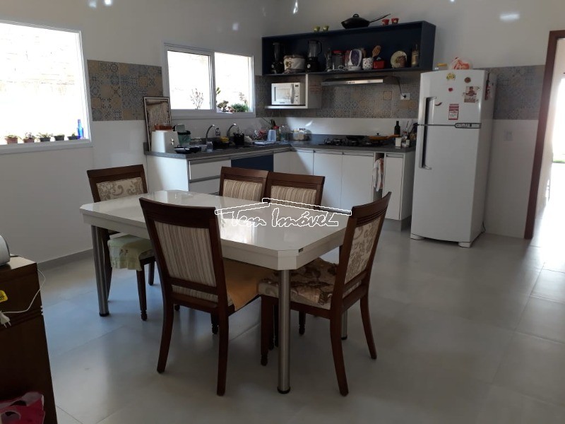 Casa à venda com 3 quartos, 175m² - Foto 16