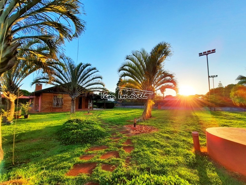 Fazenda à venda com 4 quartos, 444m² - Foto 1