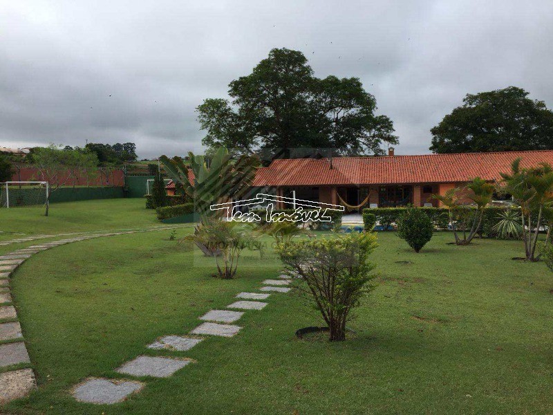 Fazenda à venda com 3 quartos, 240m² - Foto 9