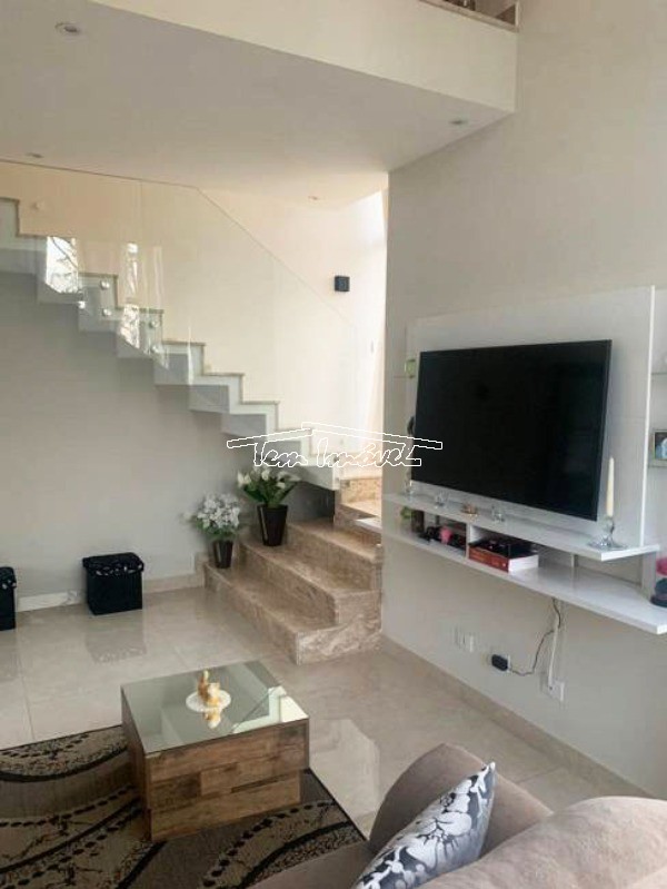 Casa à venda com 4 quartos, 235m² - Foto 4