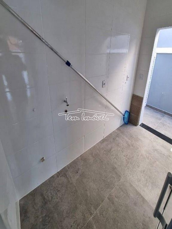 Casa à venda com 3 quartos, 271m² - Foto 18