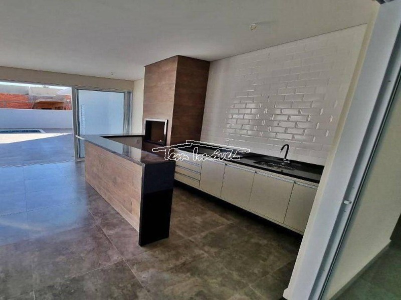 Casa à venda com 3 quartos, 271m² - Foto 26