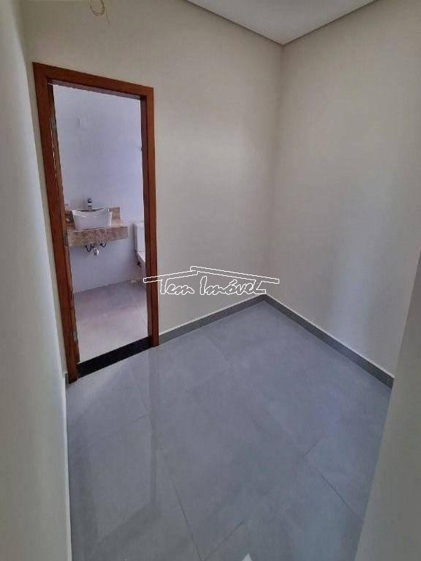 Casa à venda com 3 quartos, 271m² - Foto 14