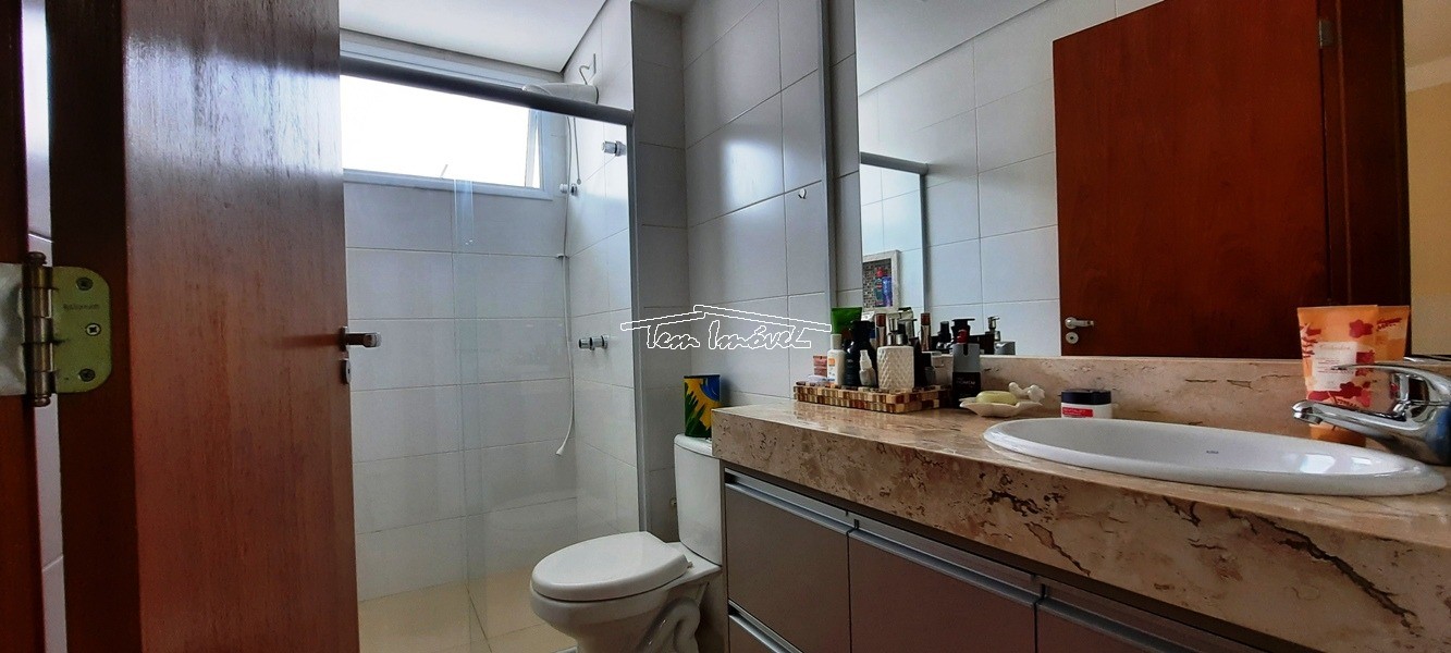 Apartamento à venda com 2 quartos, 75m² - Foto 11