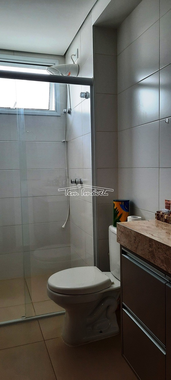 Apartamento à venda com 2 quartos, 75m² - Foto 12