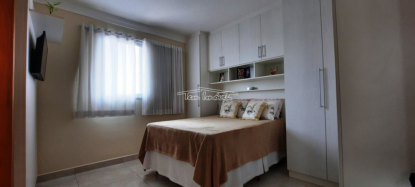 Apartamento à venda com 2 quartos, 75m² - Foto 14