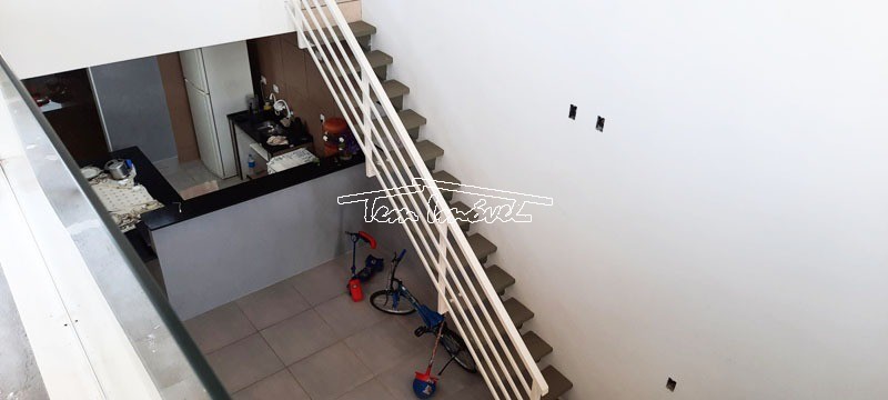 Casa à venda com 3 quartos, 223m² - Foto 14