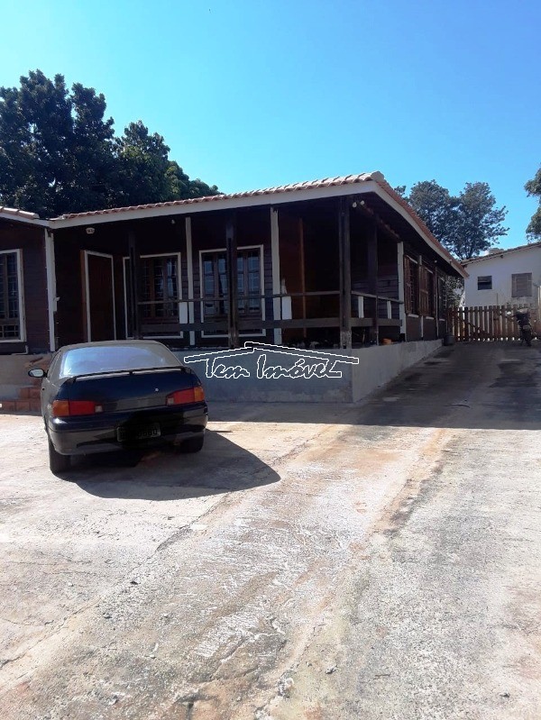 Fazenda à venda com 4 quartos, 250m² - Foto 1