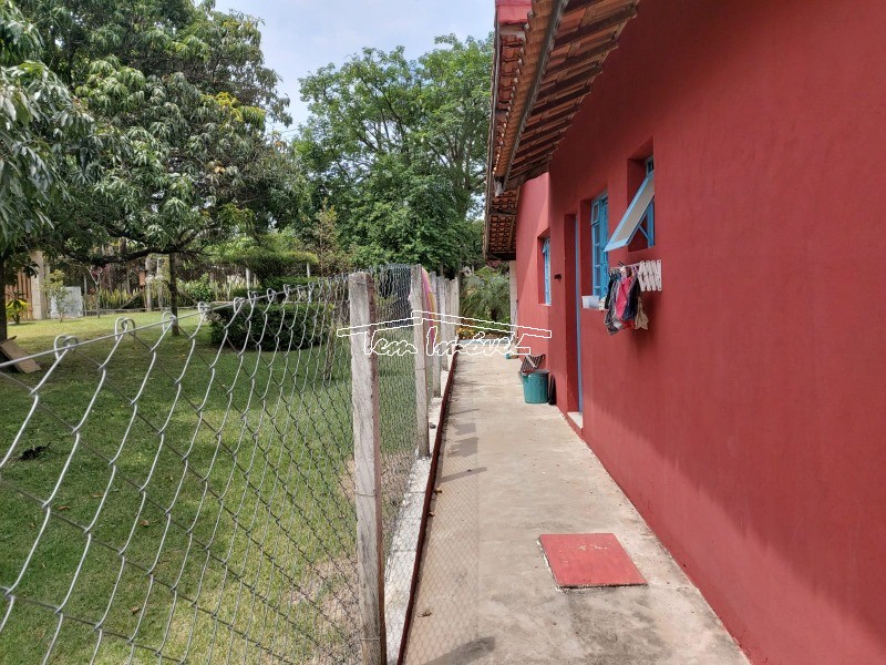 Fazenda à venda com 3 quartos, 138m² - Foto 3