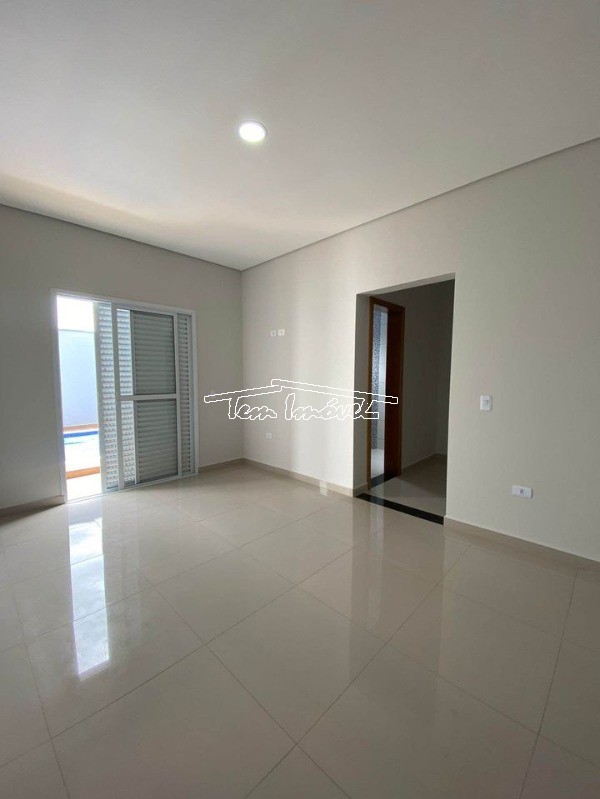 Casa à venda com 3 quartos, 154m² - Foto 4