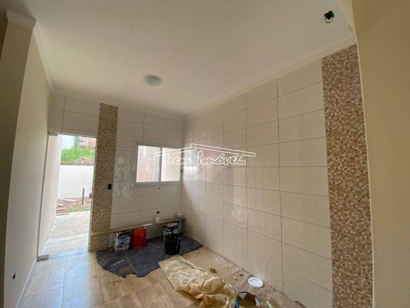 Casa à venda com 2 quartos, 53m² - Foto 3