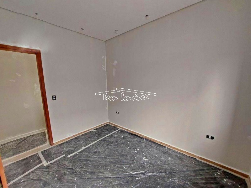 Casa à venda com 3 quartos, 154m² - Foto 11