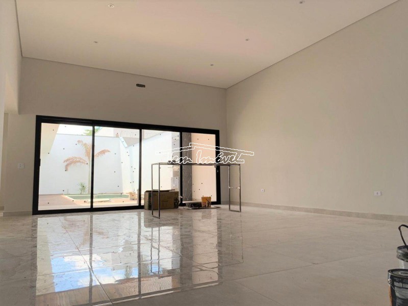 Casa à venda com 3 quartos, 200m² - Foto 10