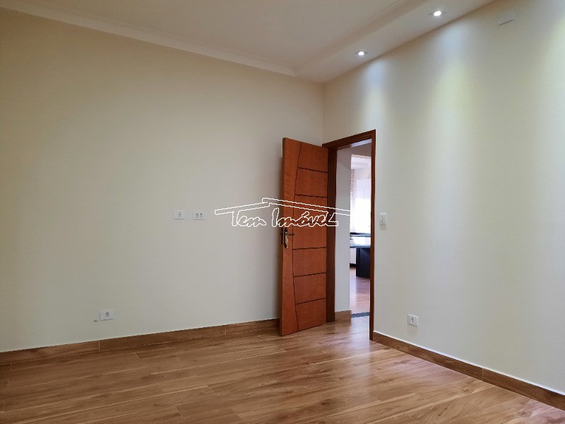 Casa à venda com 3 quartos, 200m² - Foto 20