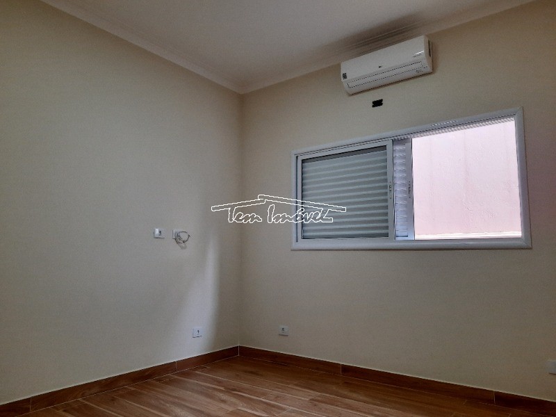 Casa à venda com 3 quartos, 200m² - Foto 22