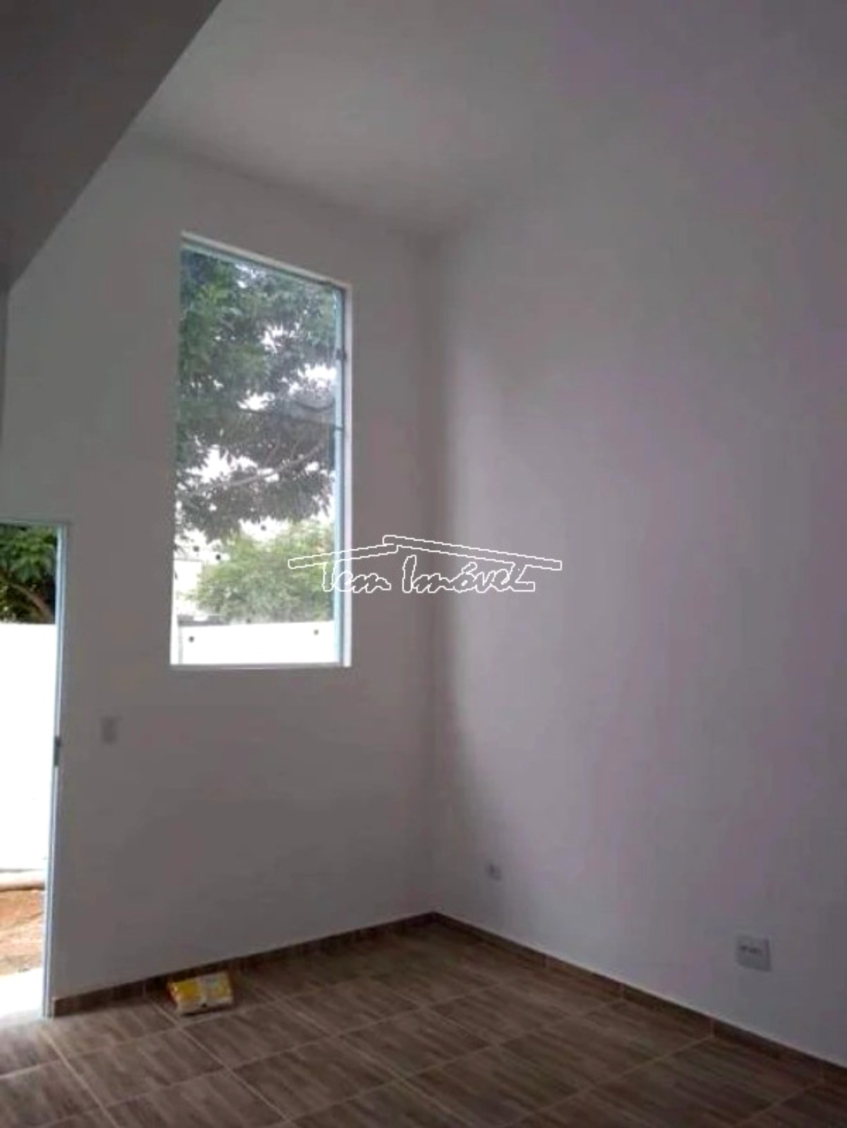 Casa à venda com 2 quartos, 60m² - Foto 2