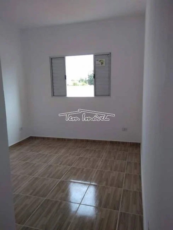 Casa à venda com 2 quartos, 60m² - Foto 10