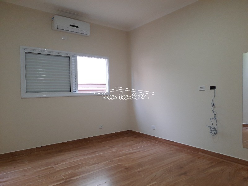 Casa à venda com 3 quartos, 200m² - Foto 19