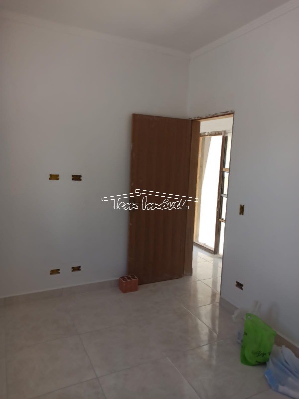 Casa à venda com 2 quartos, 53m² - Foto 8