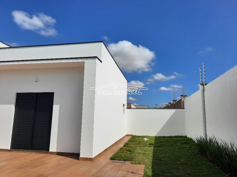 Casa à venda com 3 quartos, 220m² - Foto 20