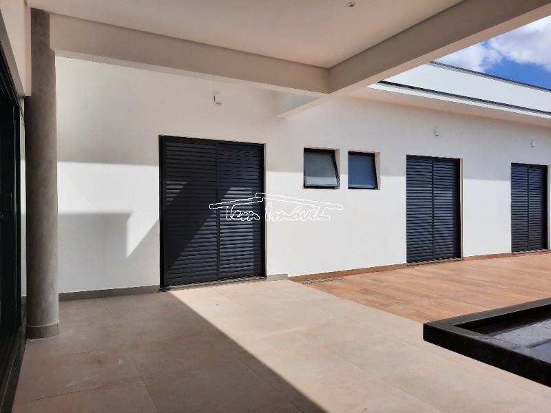 Casa à venda com 3 quartos, 220m² - Foto 17