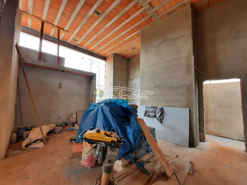 Casa à venda com 3 quartos, 220m² - Foto 5