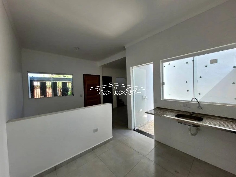 Casa à venda com 2 quartos, 85m² - Foto 3