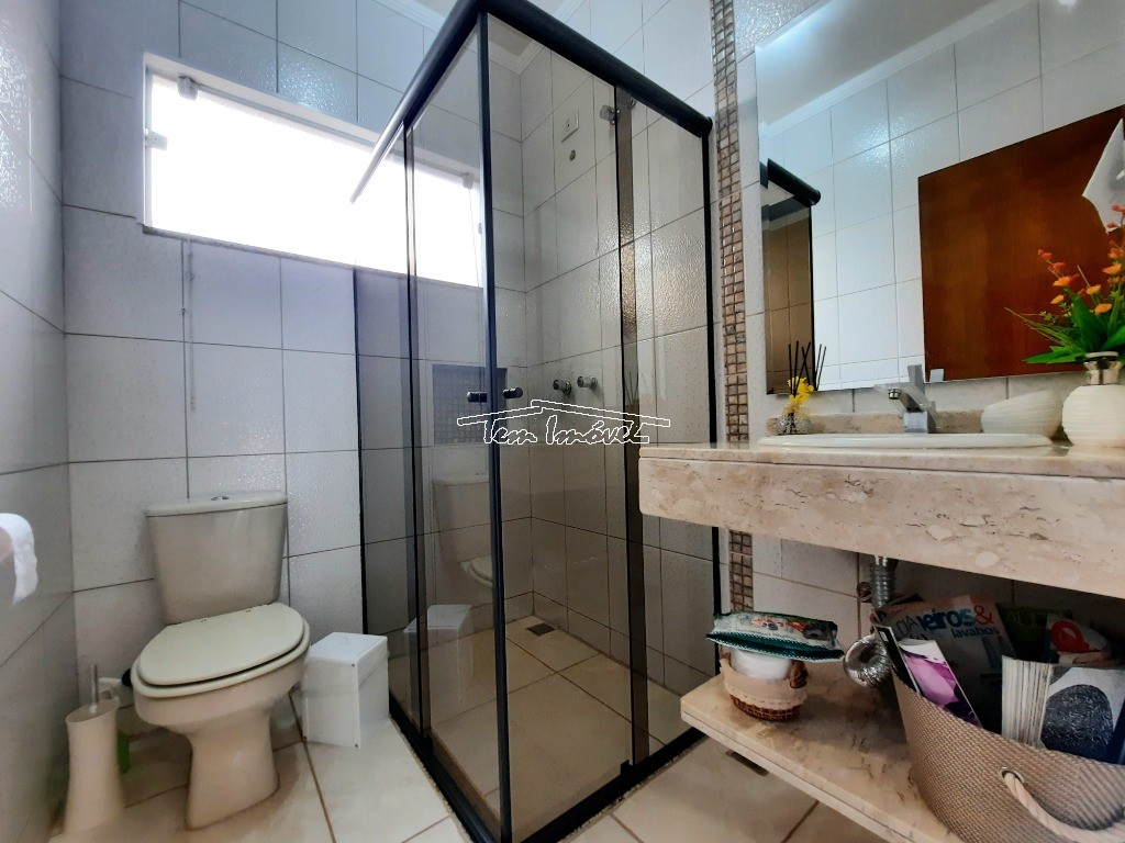 Casa à venda com 4 quartos, 240m² - Foto 12