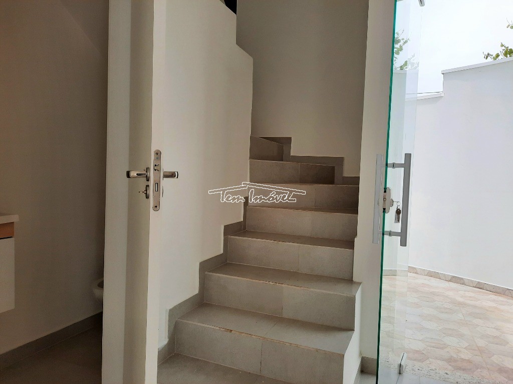 Casa à venda com 2 quartos, 57m² - Foto 7