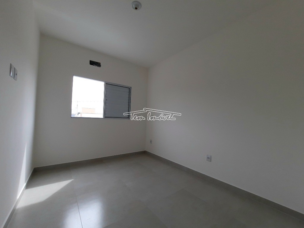 Casa à venda com 2 quartos, 57m² - Foto 11