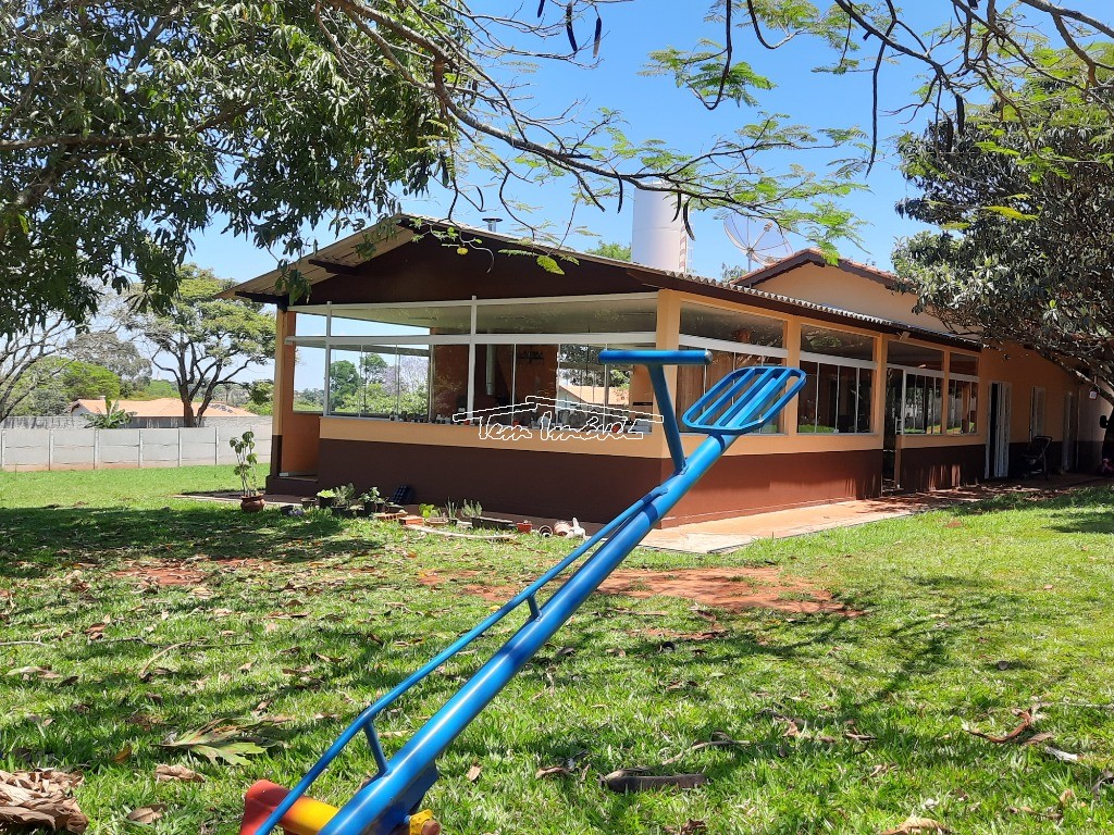 Fazenda à venda com 3 quartos, 380m² - Foto 2