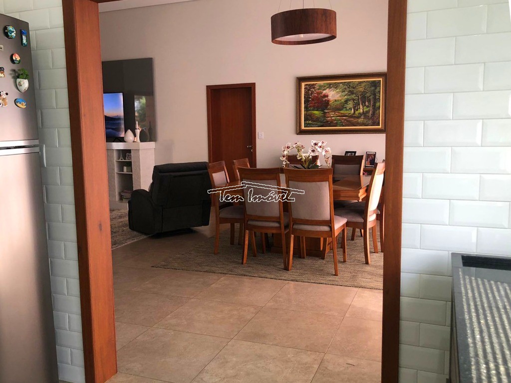 Fazenda à venda com 3 quartos, 412m² - Foto 8