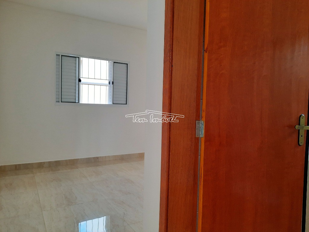 Casa à venda com 2 quartos, 70m² - Foto 17