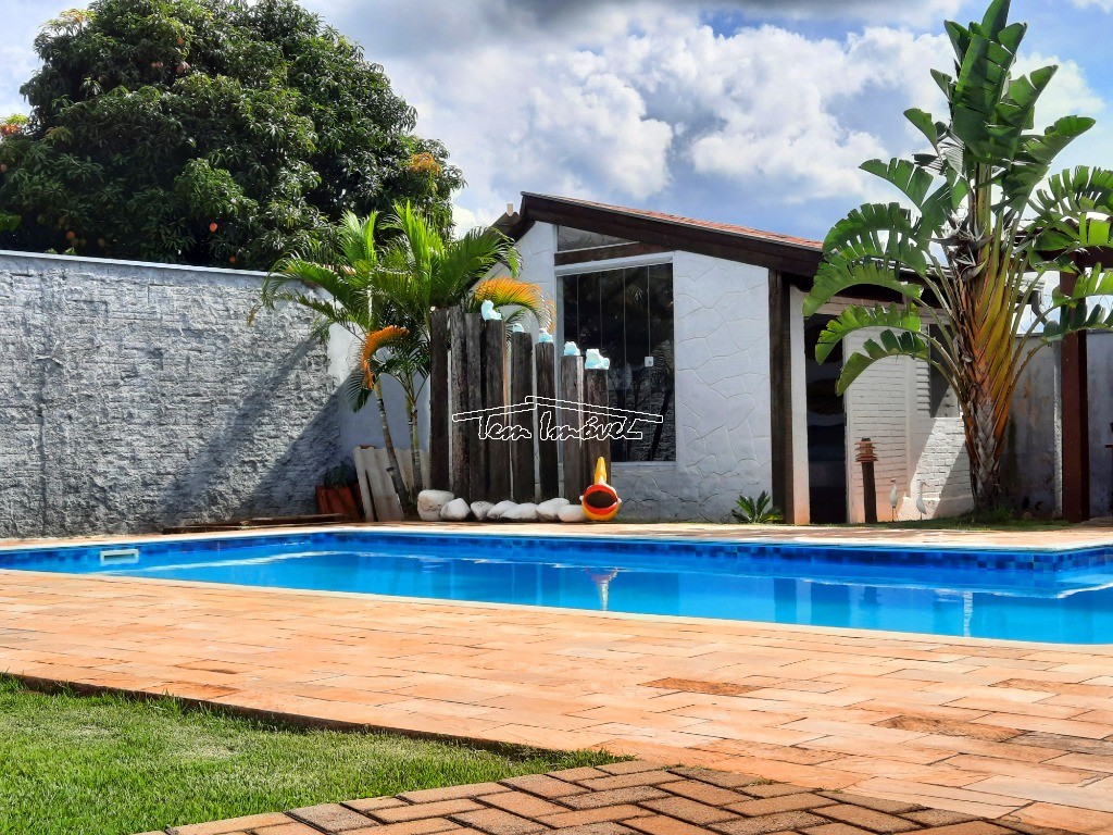 Fazenda à venda com 5 quartos, 297m² - Foto 3