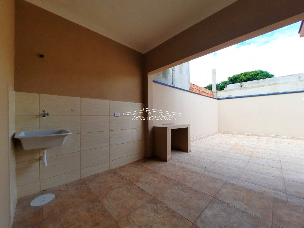 Casa à venda com 2 quartos, 70m² - Foto 8